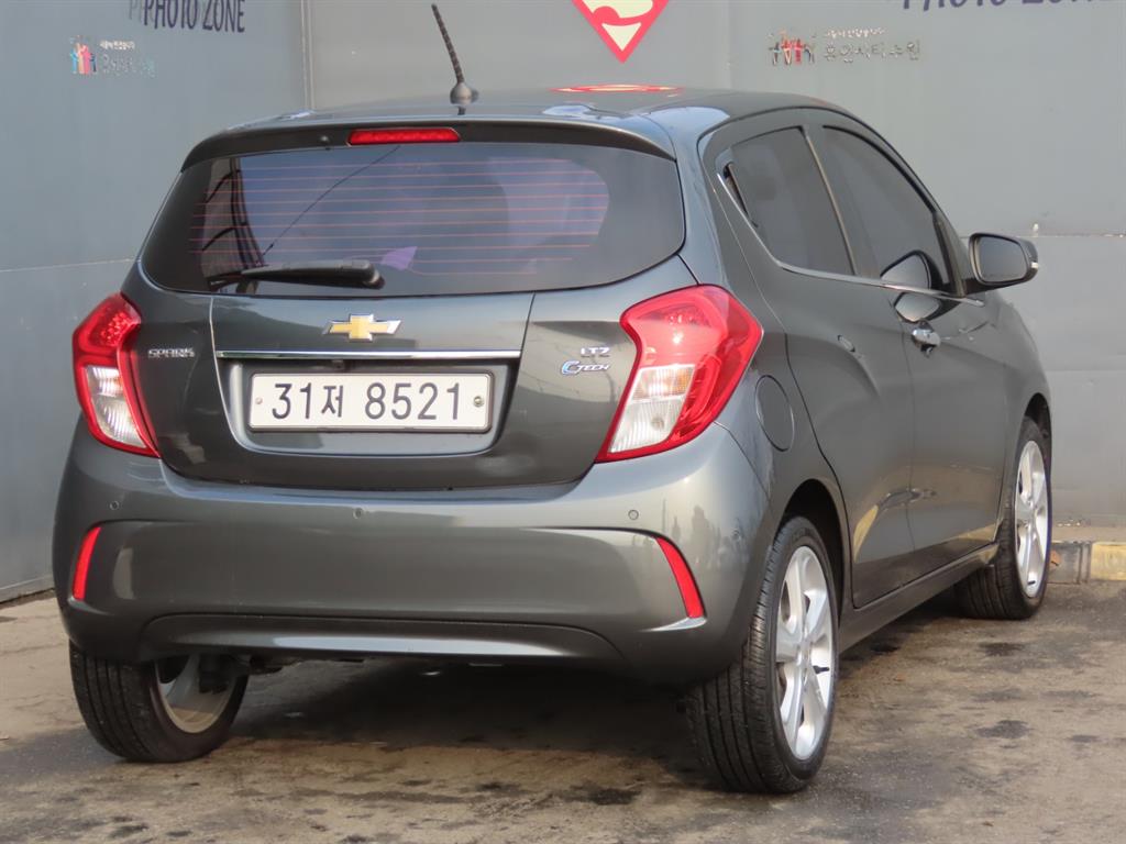 Chevrolet Spark LTZ C-TECH 4