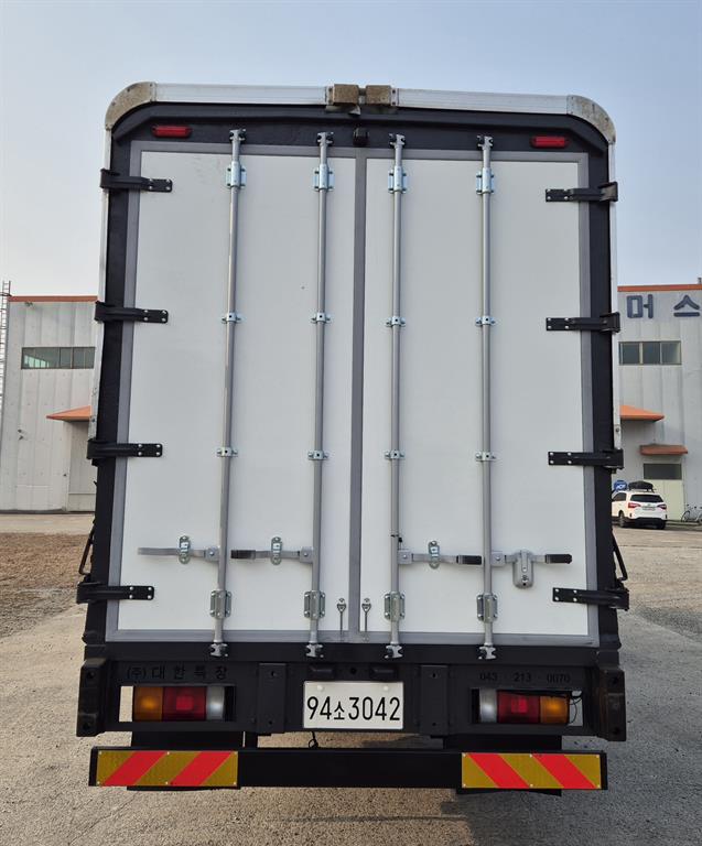 현대 메가트럭 280 단바리 윙바디 4.5톤 수동 4