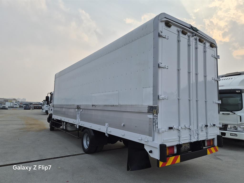 현대 메가트럭 250 단바리 윙바디 4.5톤 수동 4