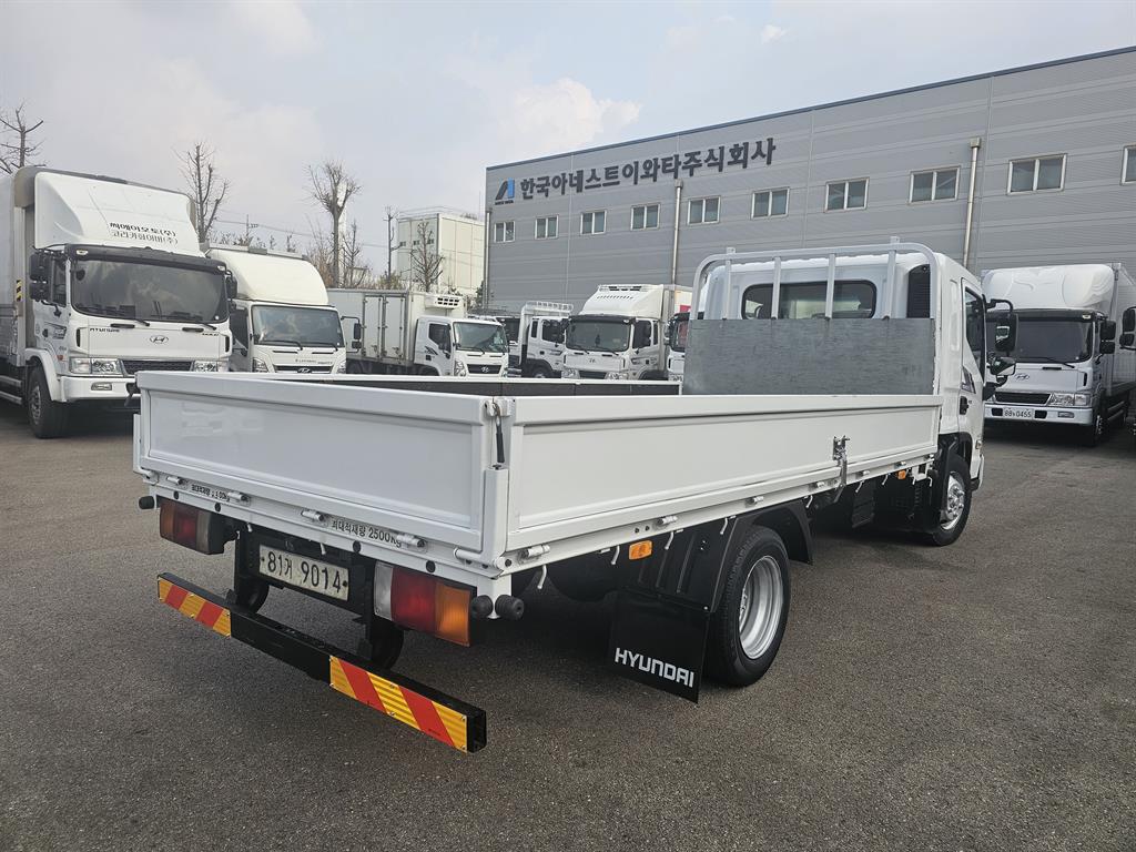 현대 올뉴마이티 2.5톤 카고 슈퍼캡 5