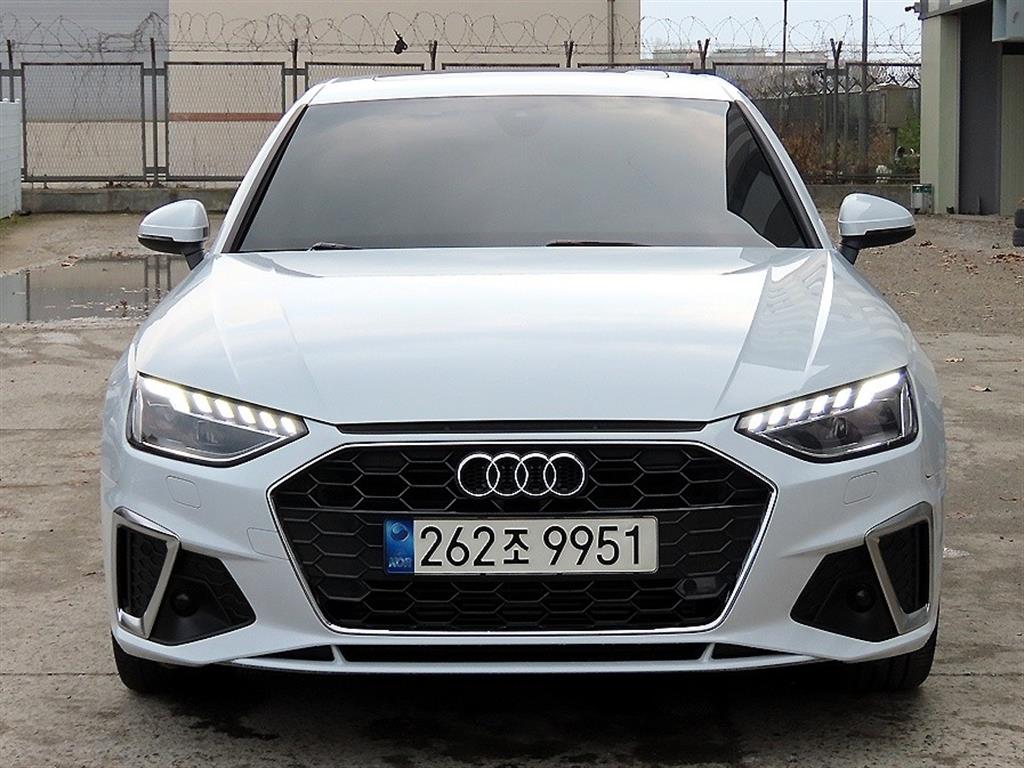 Audi A4 40 TFSI Premium