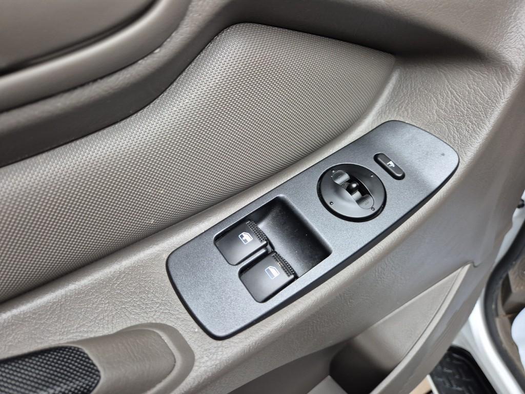 현대 포터2 1톤 카고 LPG 12