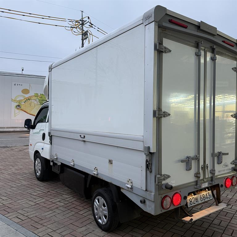 기아 봉고3 1톤 윙바디 전기 4