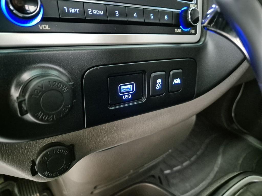 현대 포터2 1톤 카고 LPG 11