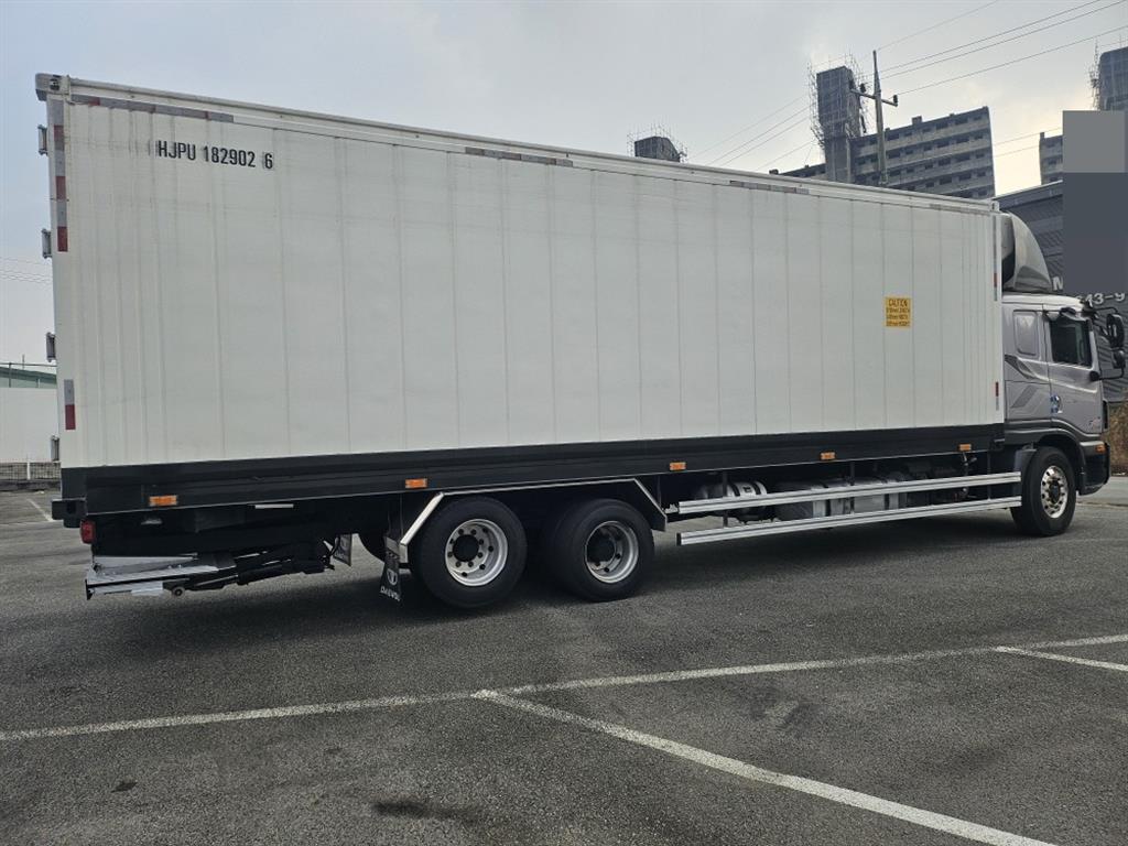 타타대우 프리마 냉동탑 8.5톤 수동 2