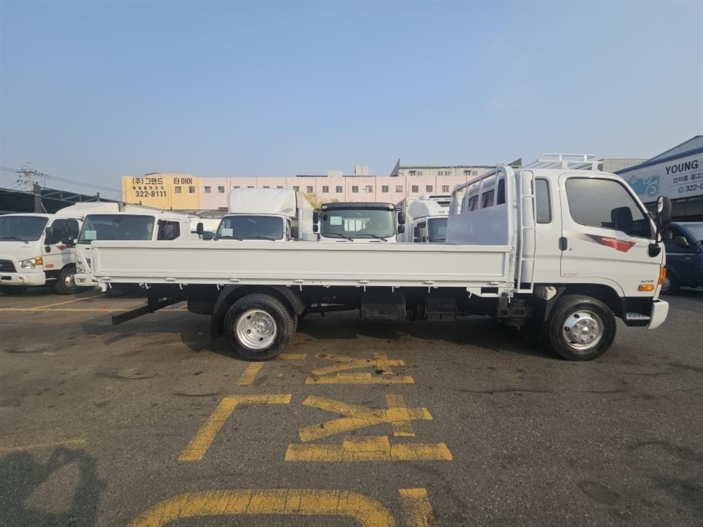 현대 이마이티 3.5톤 카고 슈퍼캡 8