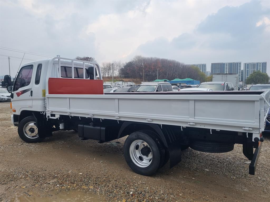 현대 이마이티 2.5톤 카고 2