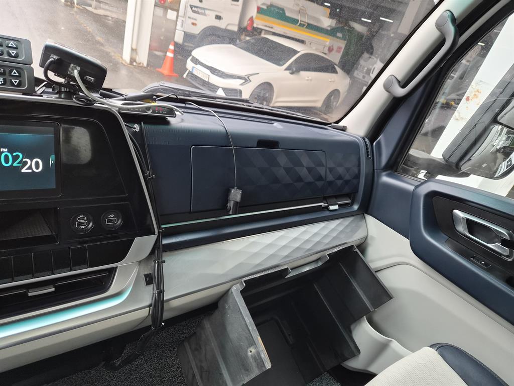 타타대우 더쎈 3.5톤 냉동탑 투냉 13