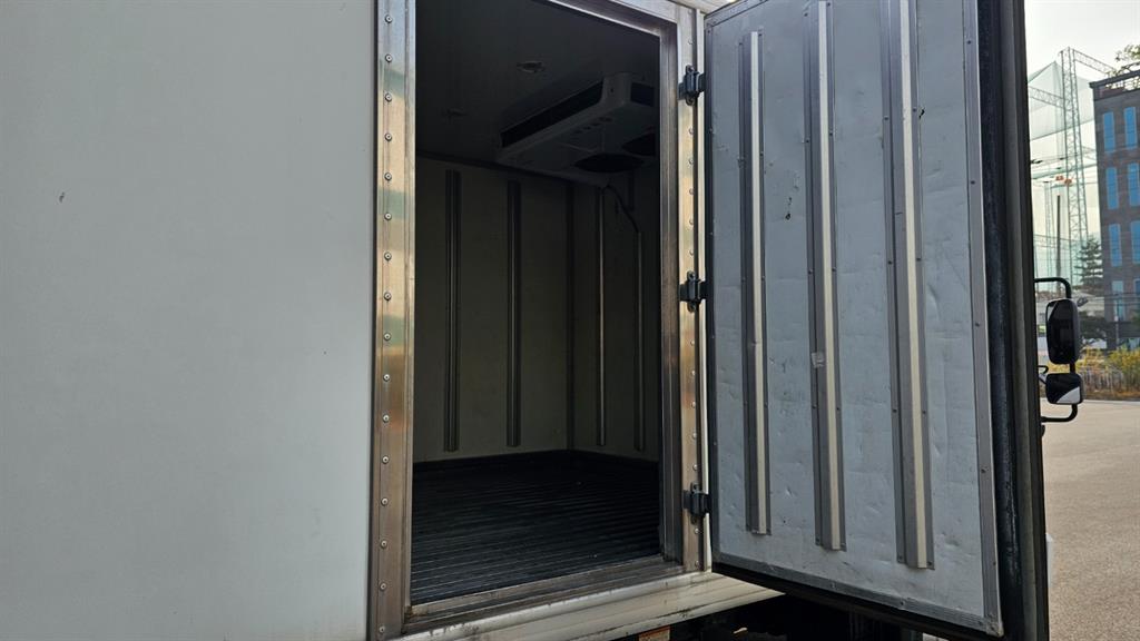 현대 올뉴마이티 3.5톤 냉동탑 5