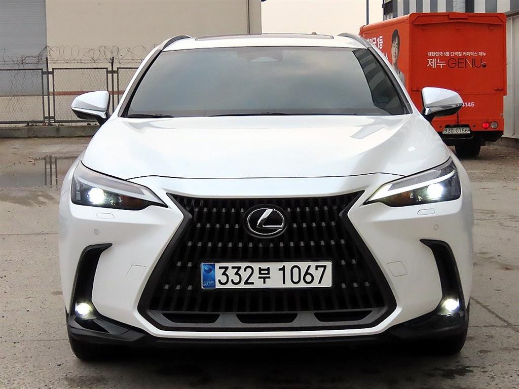 Lexus NX Premium