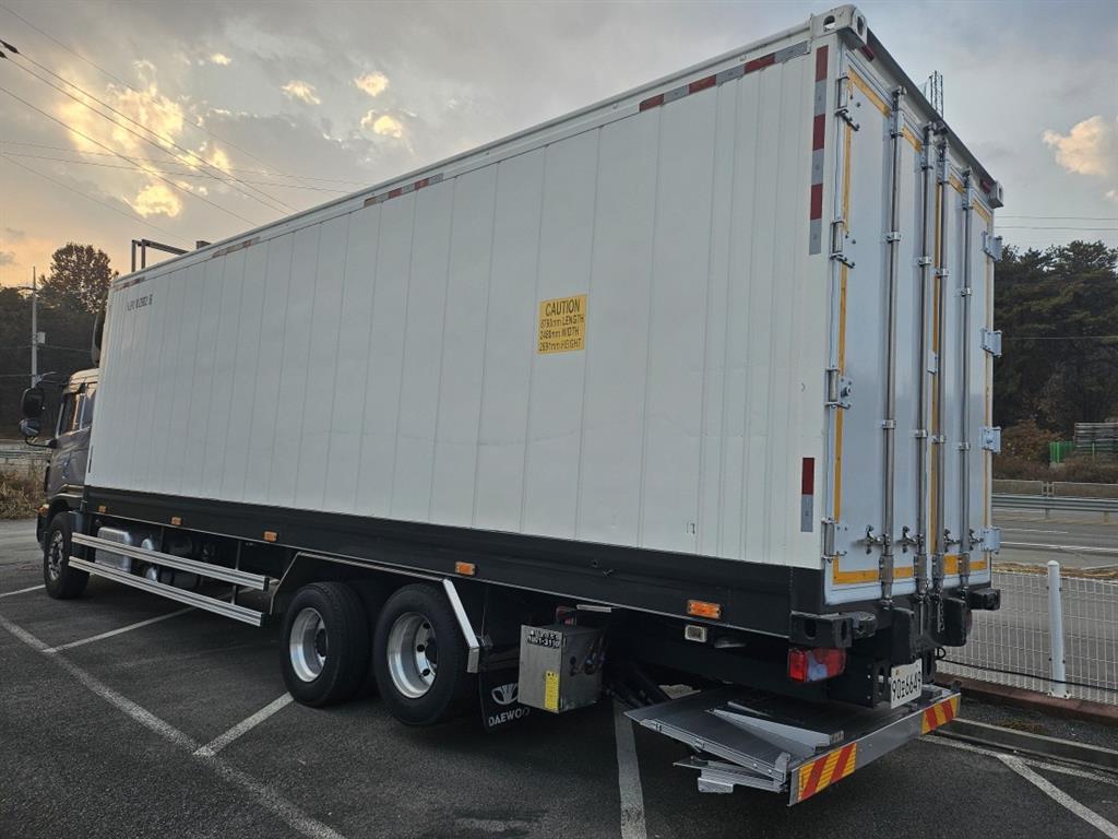 타타대우 프리마 냉동탑 8.5톤 수동 6