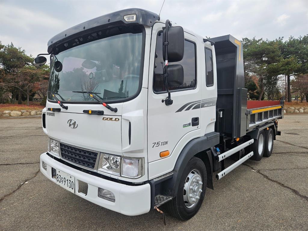 현대 메가트럭 화물덤프 7.5톤 2