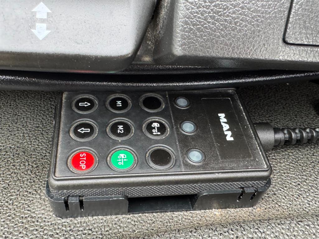 만 TGL 3.5톤 카고 11