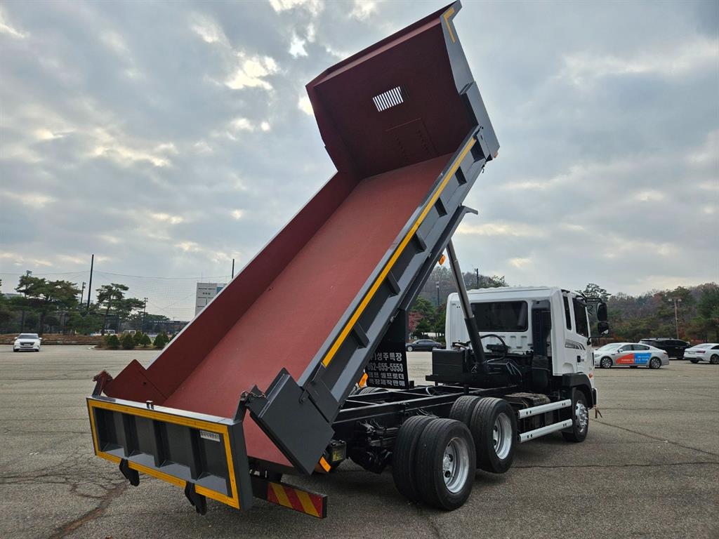 현대 메가트럭 화물덤프 7.5톤 9