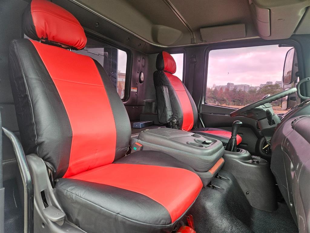 현대 메가트럭 화물덤프 7.5톤 13