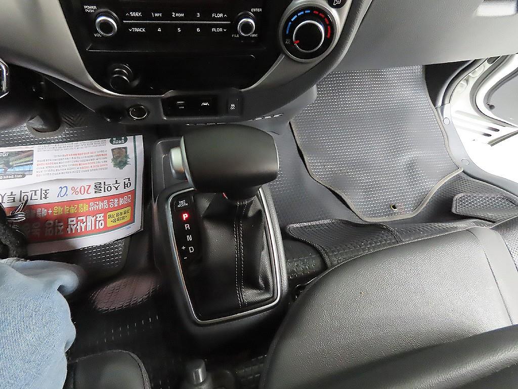 기아 봉고3 1톤 표준탑 LPG 17