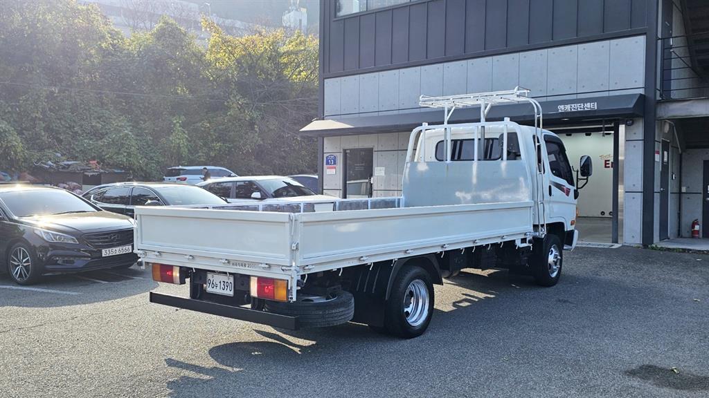 현대 이마이티 2.5톤 카고 1