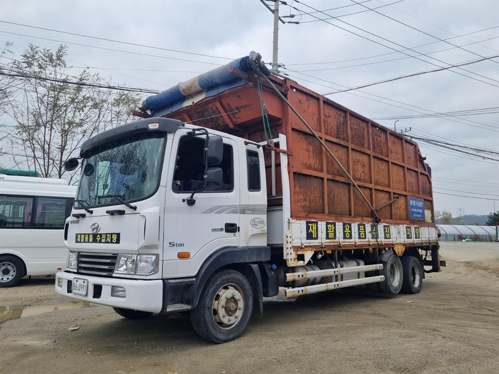 현대 메가트럭 집게차 5톤 수동 한성특장 0