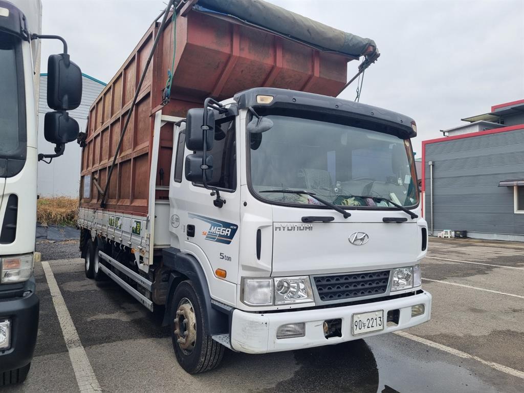 현대 메가트럭 집게차 5톤 수동 한성특장 1