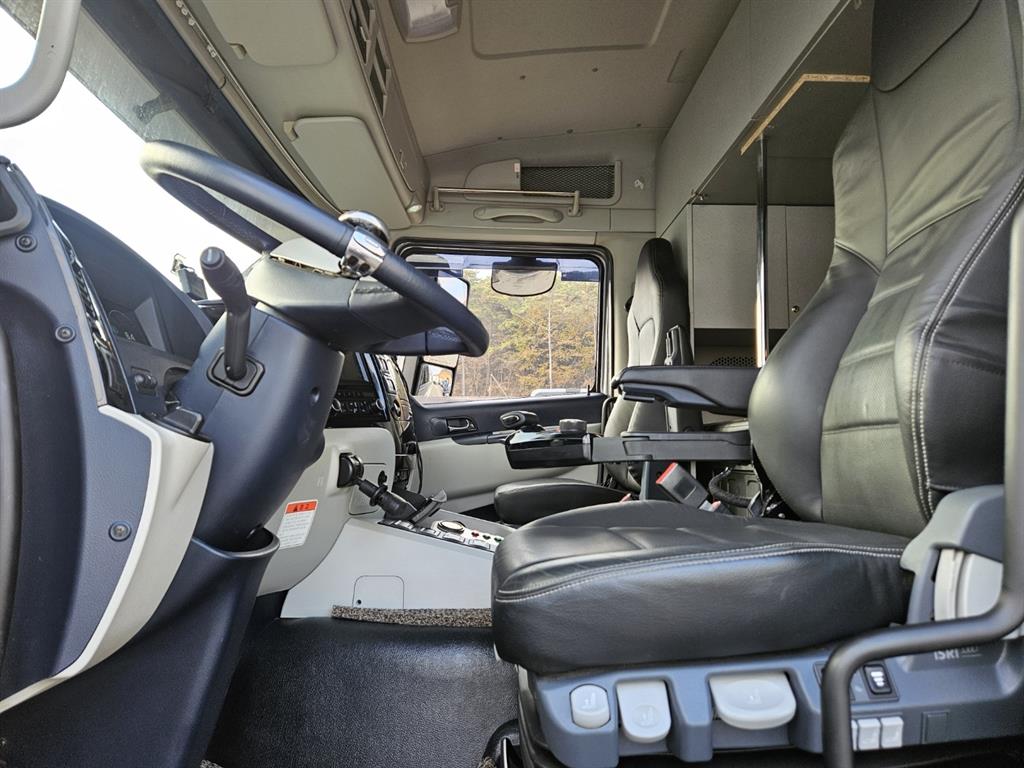 타타대우 맥쎈 냉장윙 8.5톤 오토 7