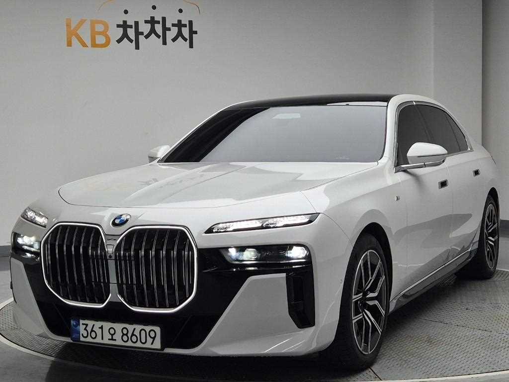 Genesis G70 740i sDrive M Sport