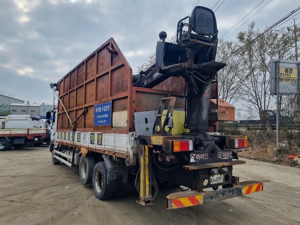 현대 메가트럭 집게차 5톤 수동 한성특장 3
