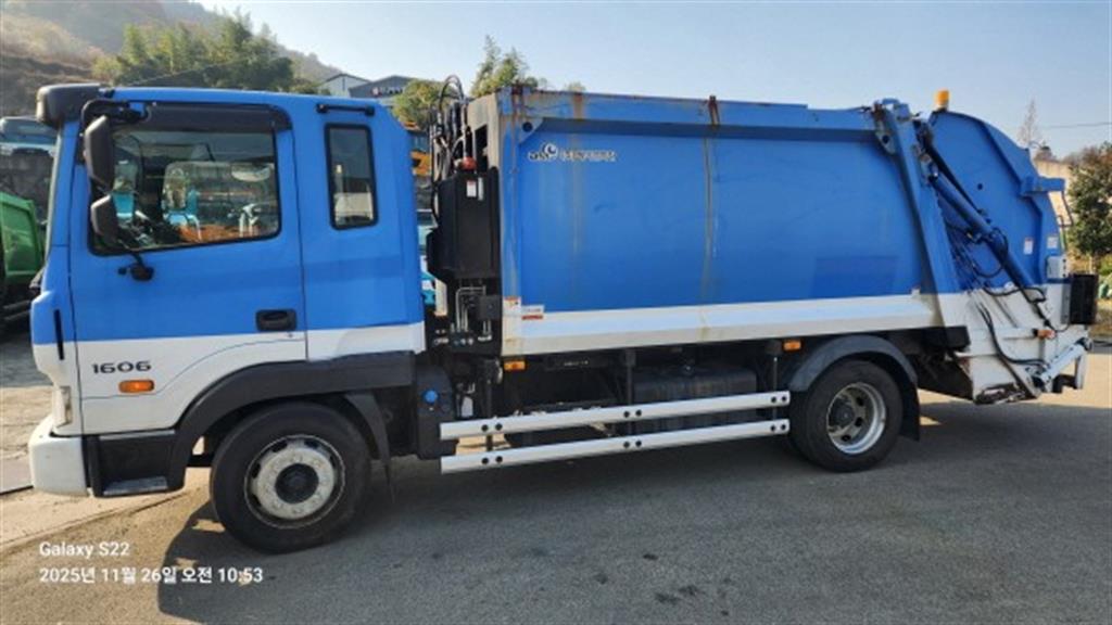 현대 압축진개 메가트럭 5톤 0