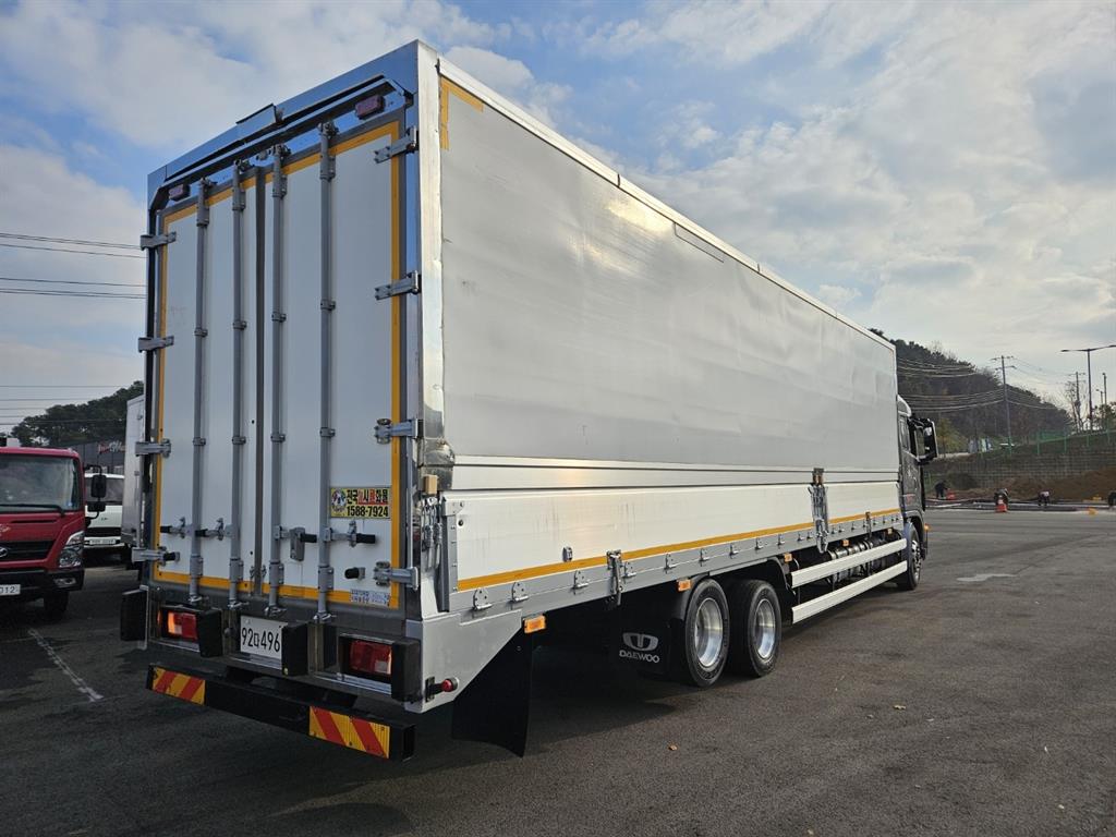 타타대우 맥쎈 냉장윙 8.5톤 오토 3