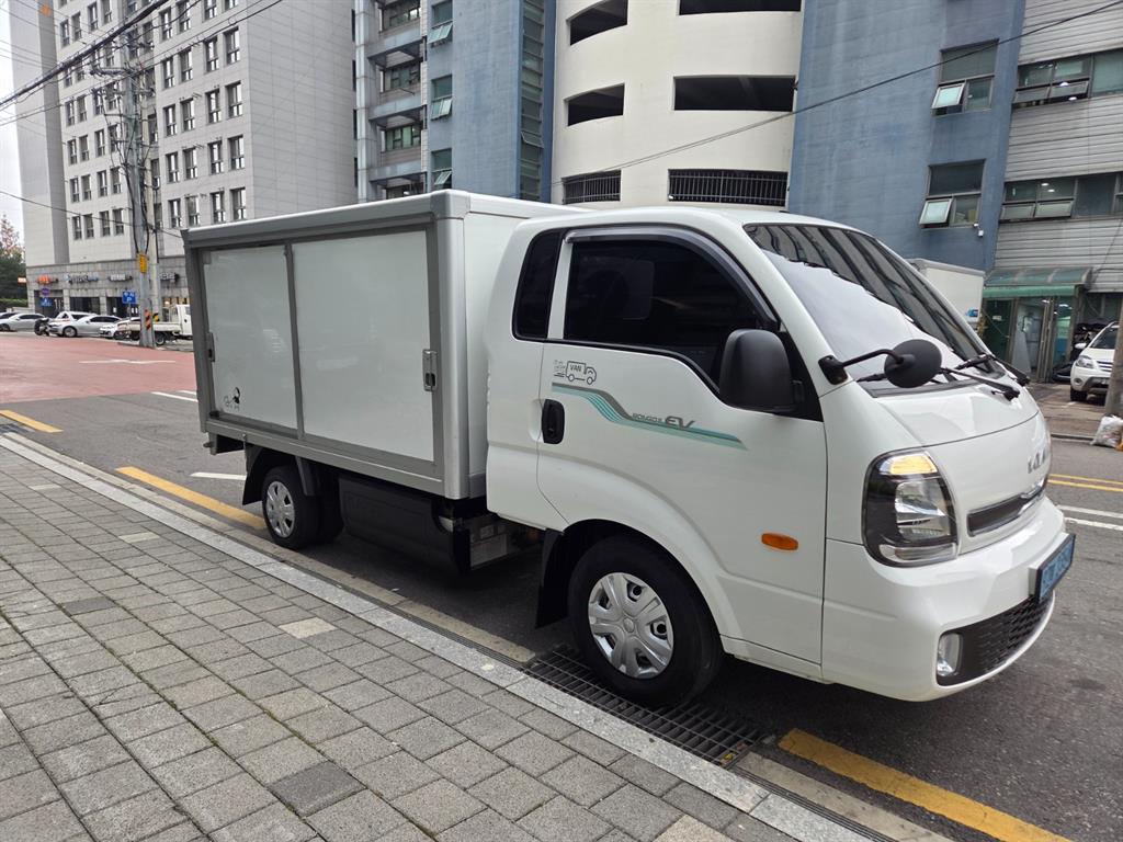 기아 봉고3 1톤 저상탑 전기 6