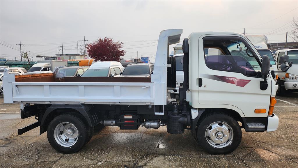 현대 마이티큐티 화물덤프 2.5톤 1