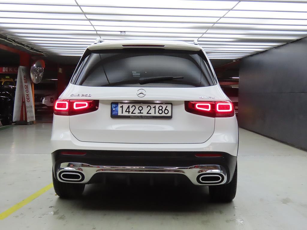 Mercedes-Benz GLB-Class GLB250 4MATIC 4