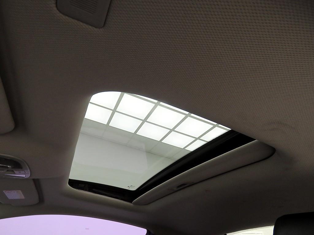 Hyundai Genesis 200 Turbo P 9