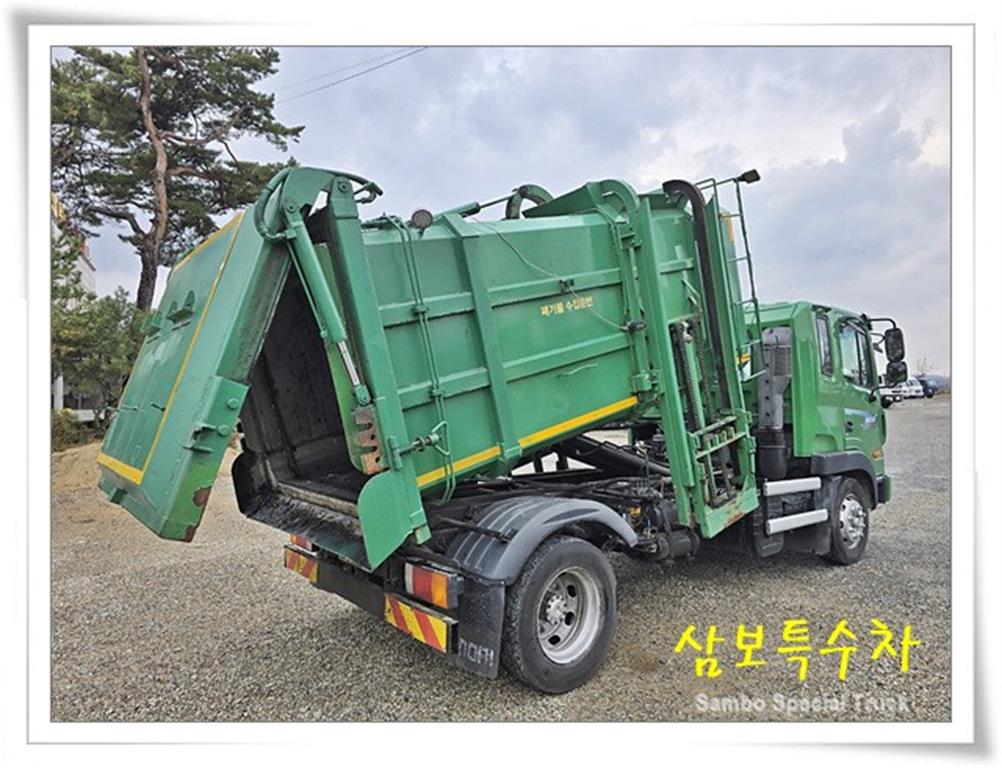 현대 음식물차 메가트럭 7.5톤 0