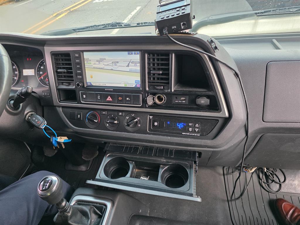 현대 올뉴마이티 2.5톤 냉동탑 4