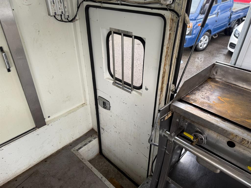 현대 포터2 1톤 이동스낵카 11