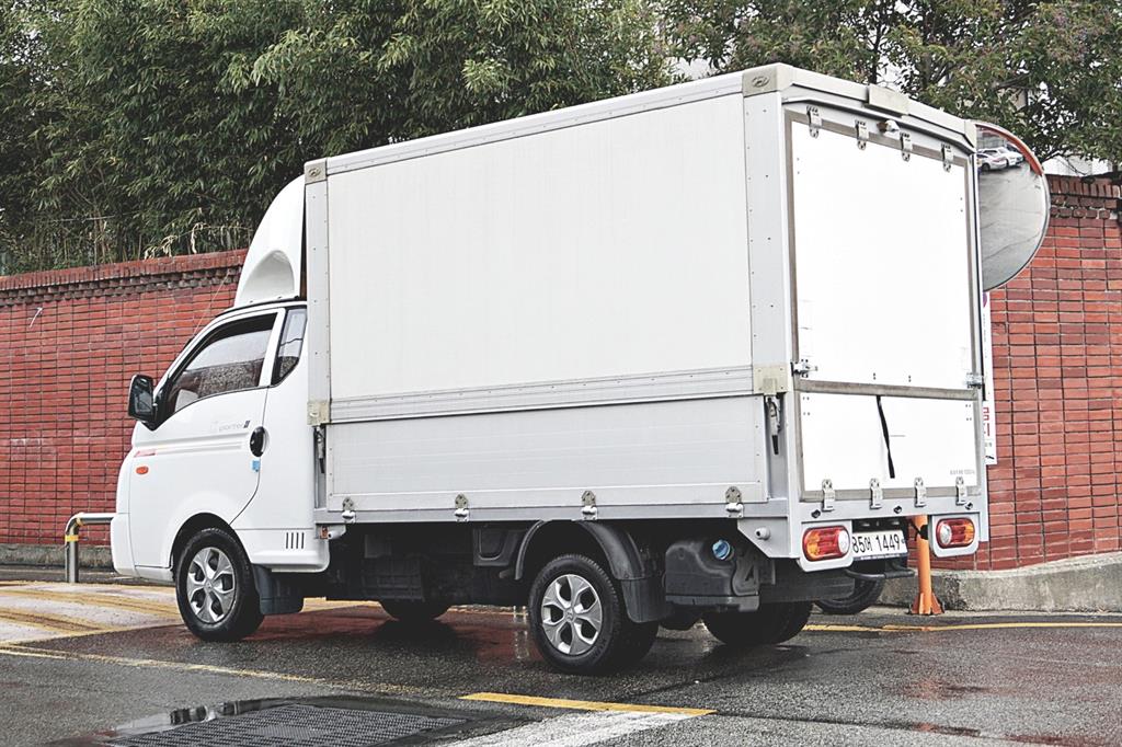 현대 포터2 1톤 윙바디 2