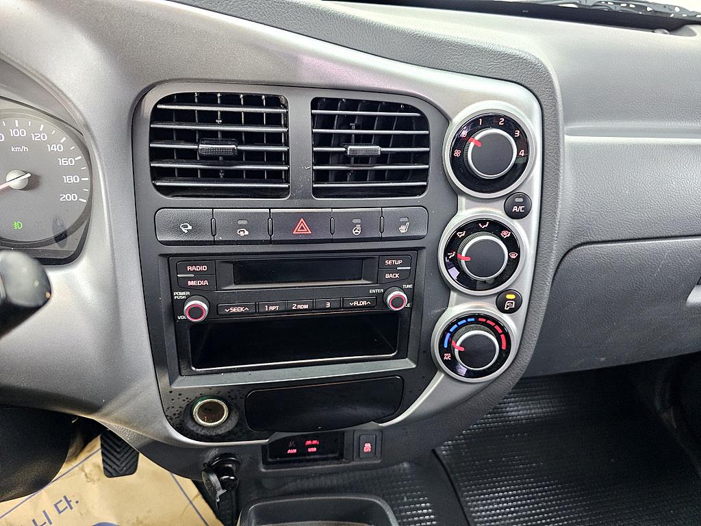 기아 봉고3 1.2톤 카고 10