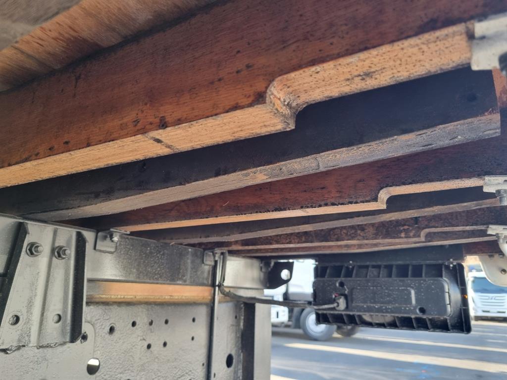 현대 메가트럭 단바리 카고 5톤 수동 10