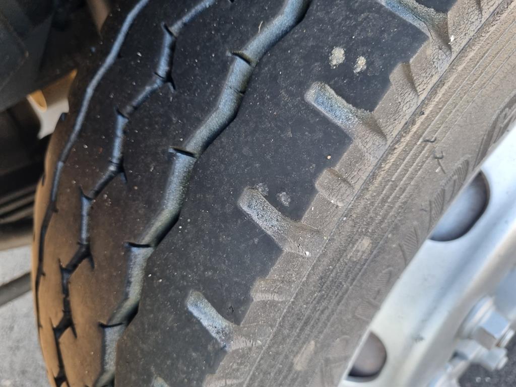 현대 메가트럭 단바리 카고 5톤 수동 12