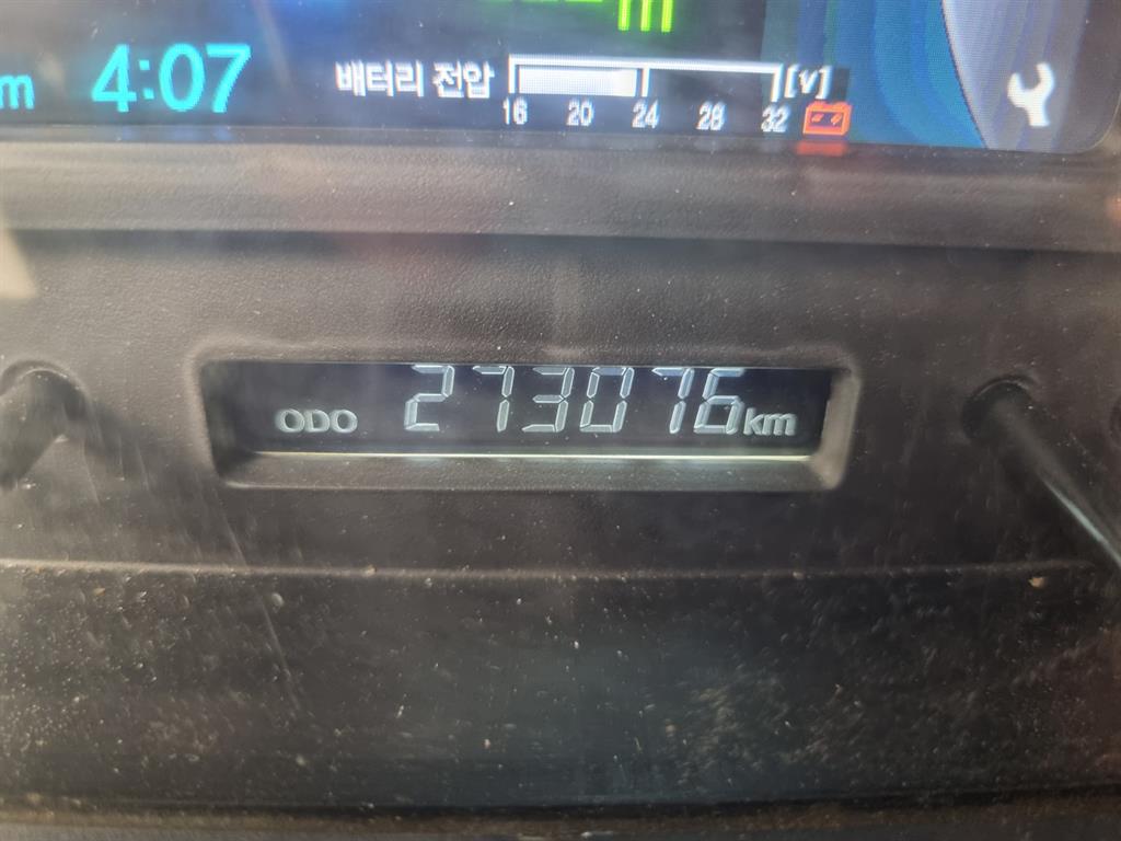 타타대우 더쎈 3.5톤 냉동탑 6