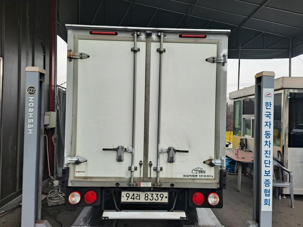 기아 봉고3 1톤 냉동탑 3