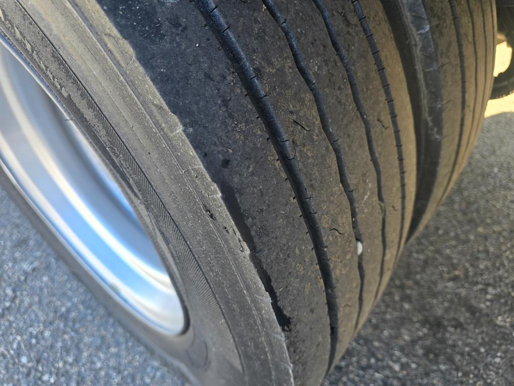 현대 메가트럭 270 단바리 카고 4.5톤 수동 8