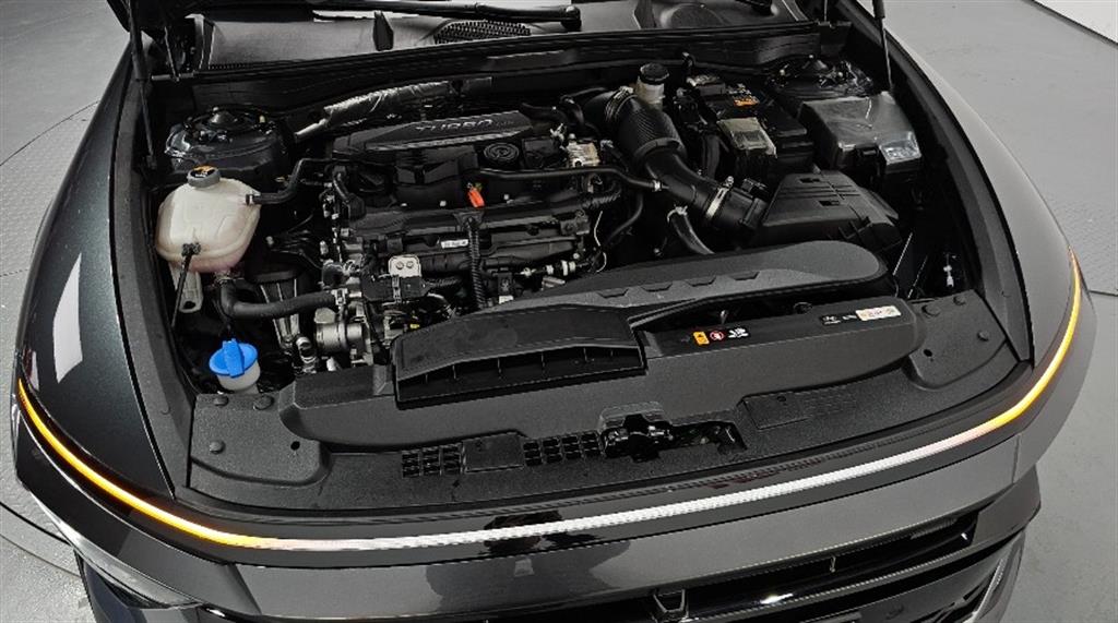 Hyundai Sonata Gasoline 1.6 Turbo Inspiration 7