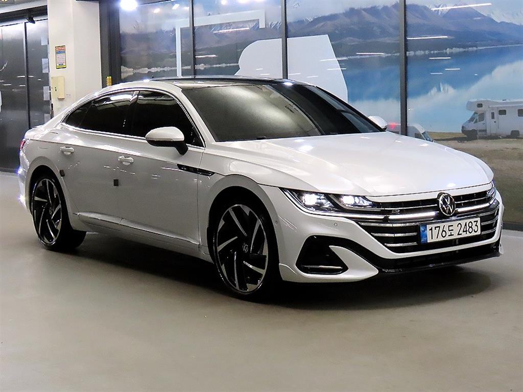 Volkswagen Arteon 2.0 TDI R-LINE 4 Motion