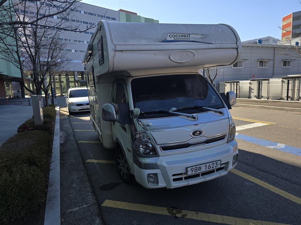 기아 봉고3 캠핑트럭 1