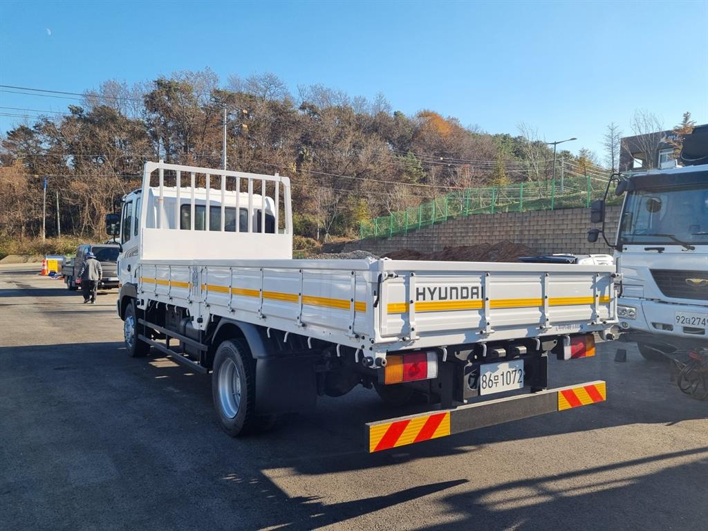 현대 메가트럭 단바리 카고 5톤 수동 6