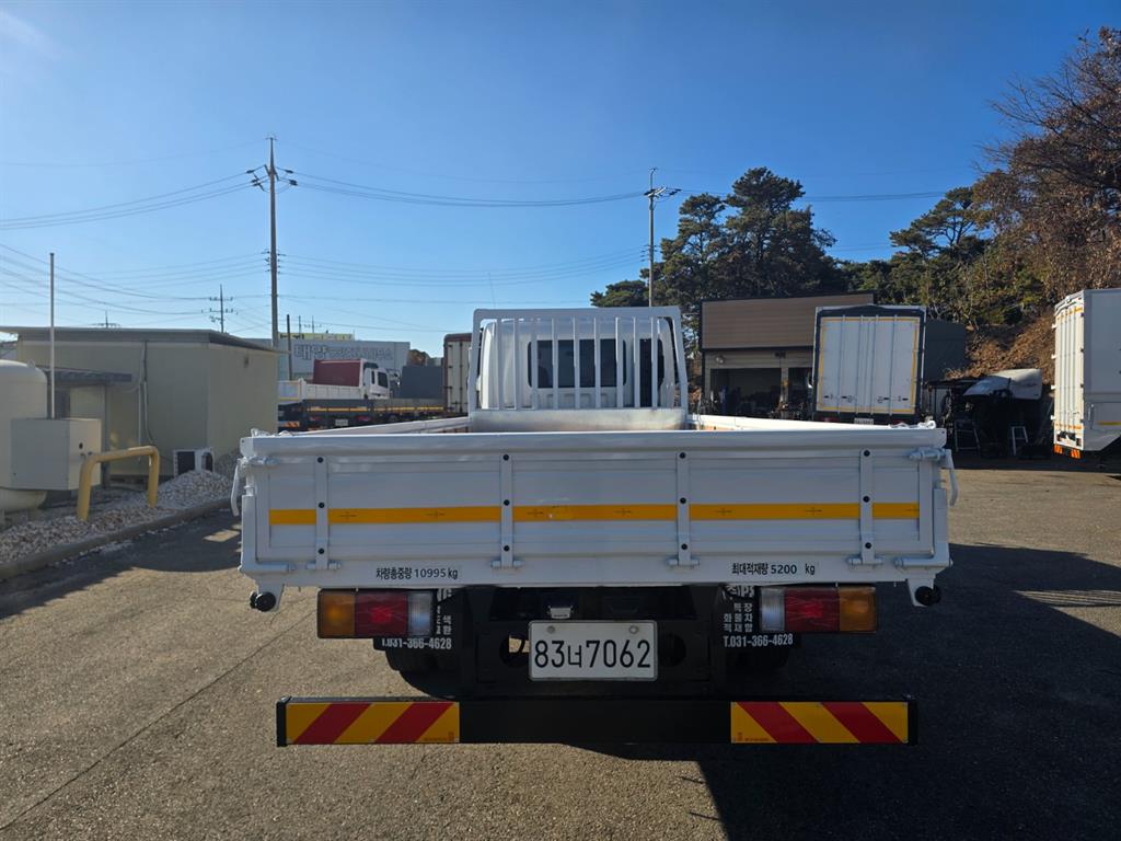 현대 메가트럭 270 단바리 카고 4.5톤 수동 5