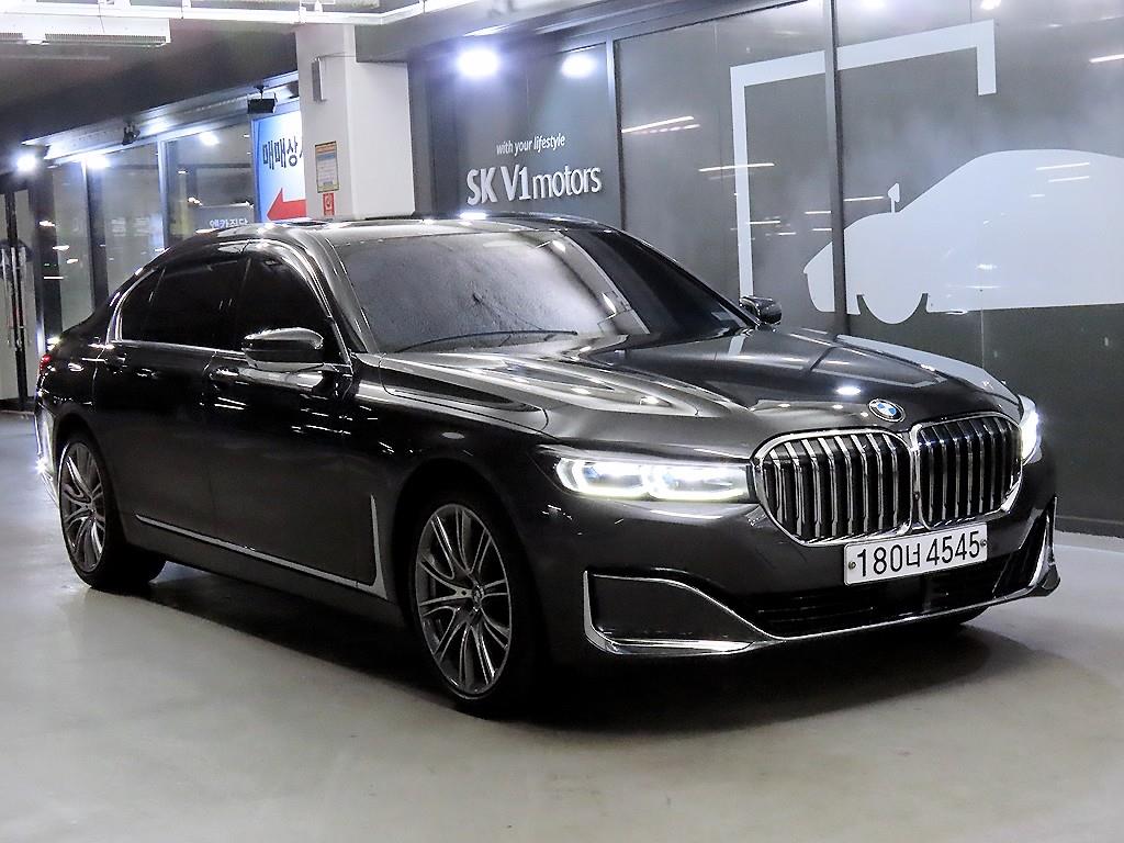 BMW 7 Series 750Li xDrive Design Pure Excellence Base Type