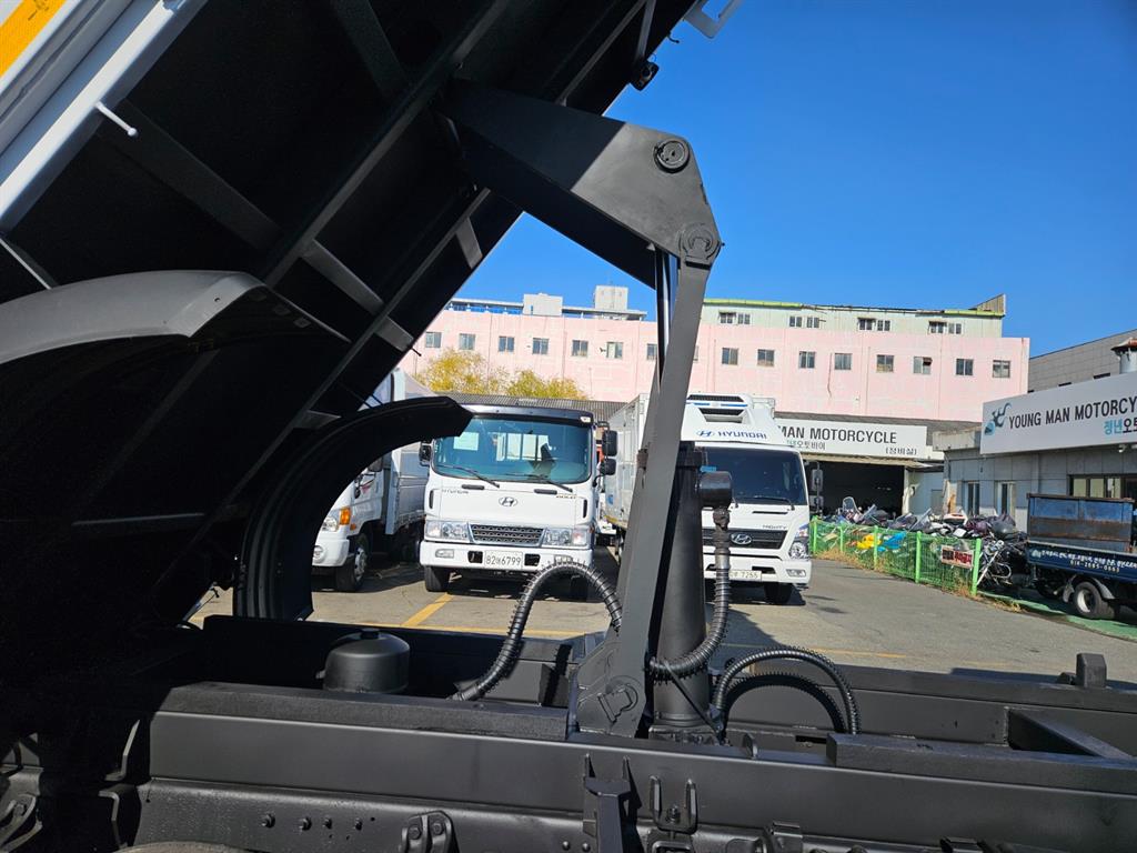 현대 메가트럭 화물덤프 5톤 8