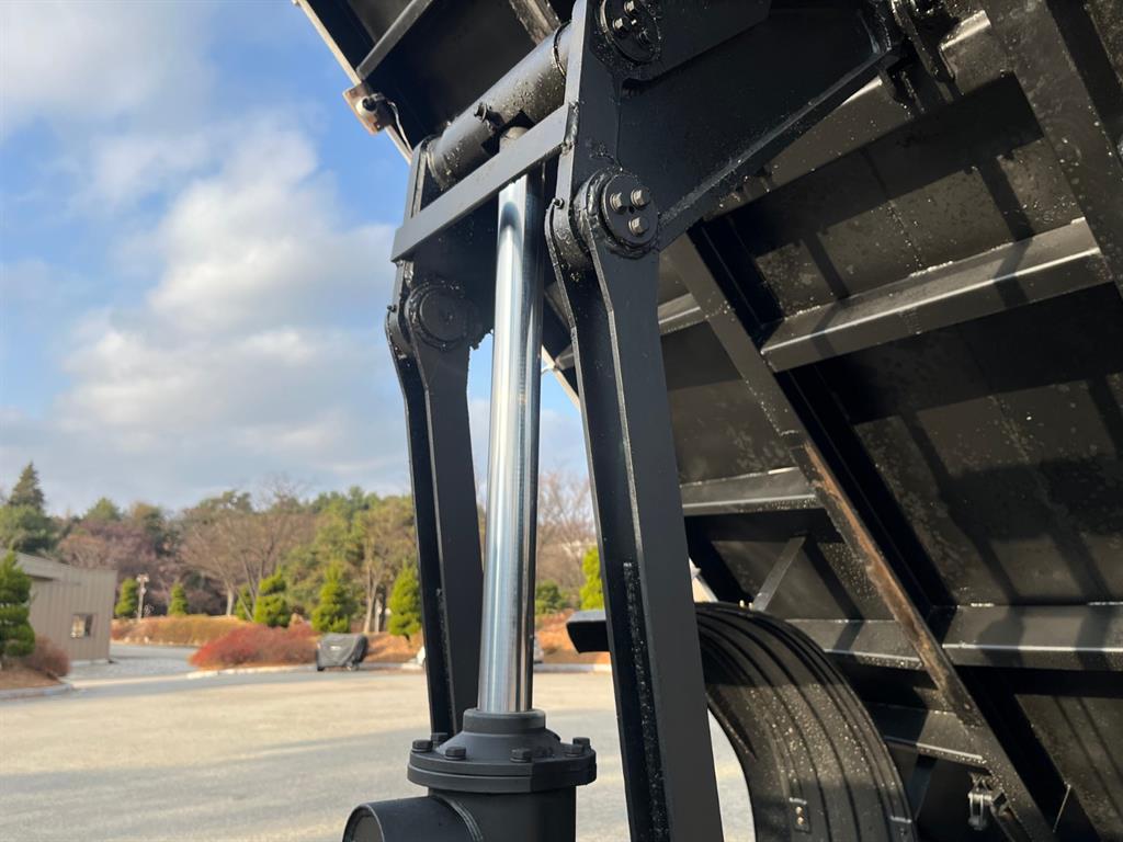 현대 메가트럭 화물덤프 4.5톤 13